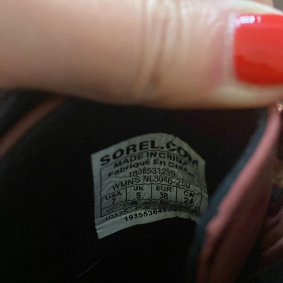 Sorel Leslie Booties - Picture 4 of 5